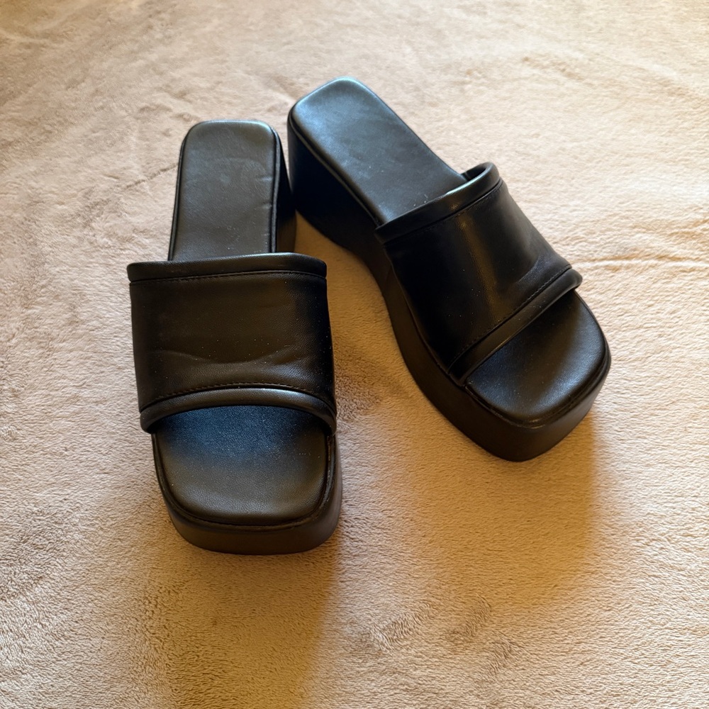 Black Platform Sandals